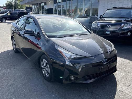 Midnight Black Metallic 2018 Toyota Prius Two