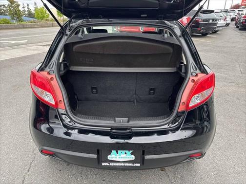 2013 Mazda Mazda2 Sport