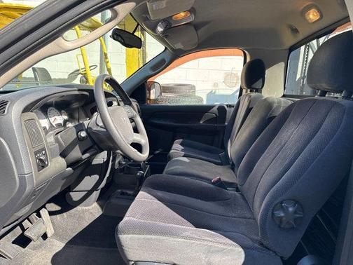 2004 Dodge Ram 1500 SLT