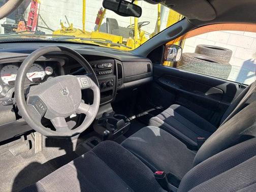 2004 Dodge Ram 1500 SLT
