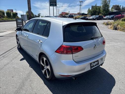 2015 Volkswagen Golf GTI 2.0T S 4-Door