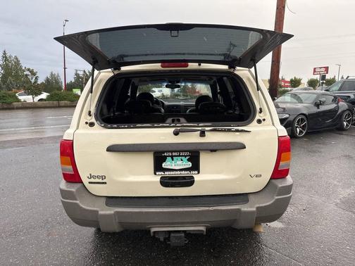2000 Jeep Grand Cherokee Laredo 4WD