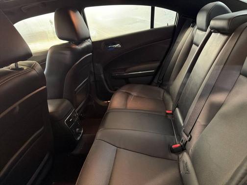 2014 Dodge Charger SXT