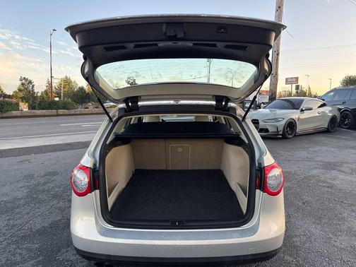 2010 Volkswagen Passat Komfort