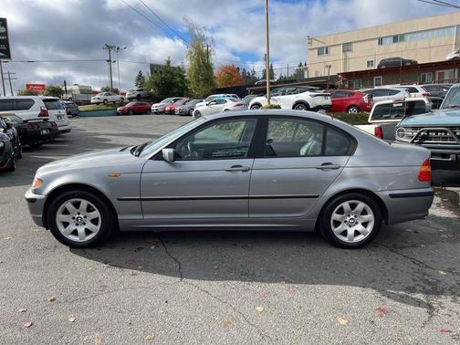 2004 BMW 325 325xi AWD 4dr Sedan