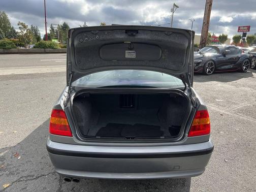 2004 BMW 325 325xi AWD 4dr Sedan
