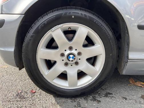 2004 BMW 325 325xi AWD 4dr Sedan