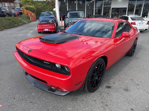 2009 Dodge Challenger SRT8