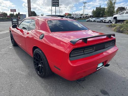 2009 Dodge Challenger SRT8