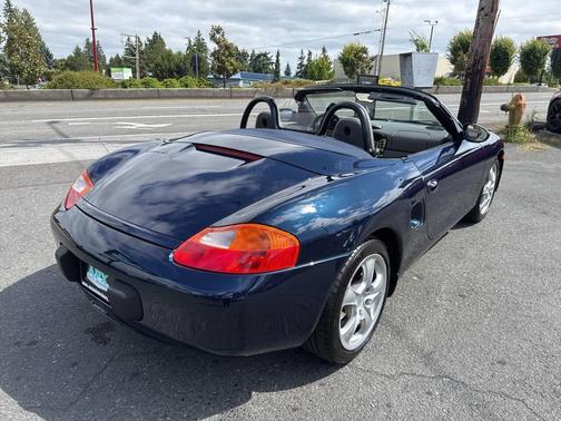 2000 Porsche Boxster Base 2dr Convertible