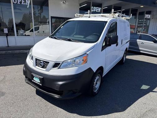 Fresh Powder 2015 Nissan NV200 S