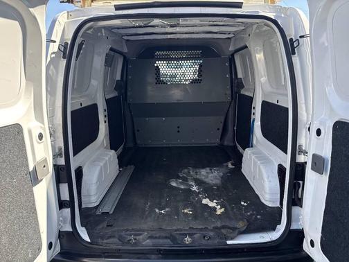 Fresh Powder 2015 Nissan NV200 S