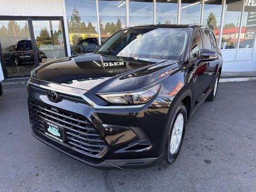 Midnight Black Metallic 2024 Toyota Grand Highlander Limited