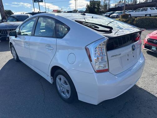 2011 Toyota Prius III
