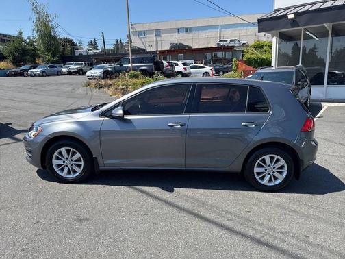 2016 Volkswagen Golf TSI S 4-Door