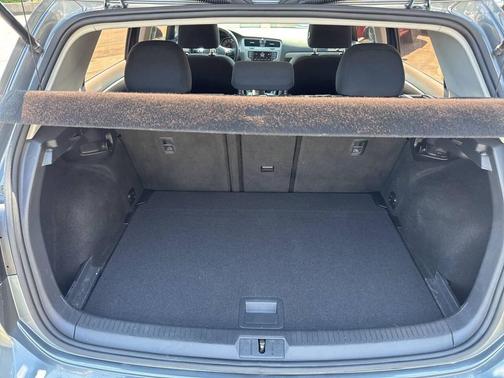 2016 Volkswagen Golf TSI S 4-Door