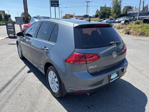 2016 Volkswagen Golf TSI S 4-Door