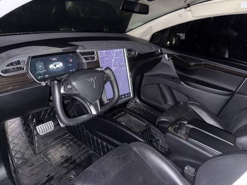 2016 Tesla Model X P90D