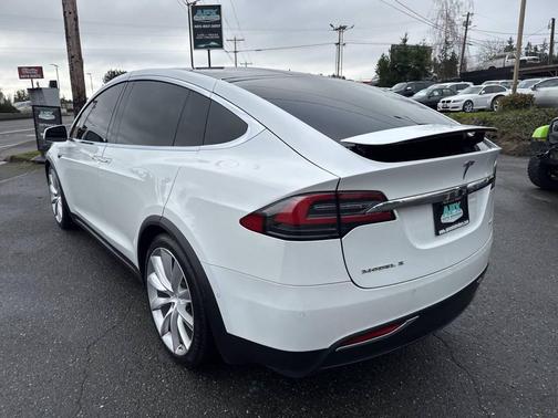 2016 Tesla Model X P90D