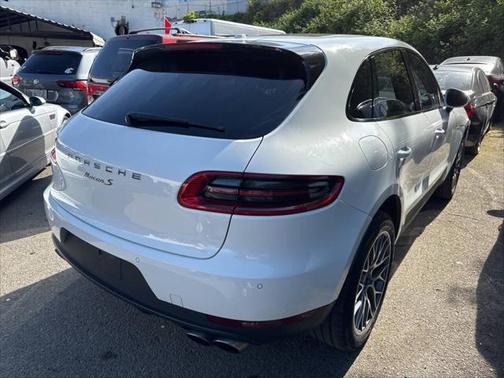 2018 Porsche Macan Base