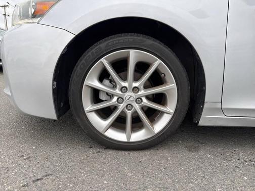 2011 Lexus CT 200h Premium
