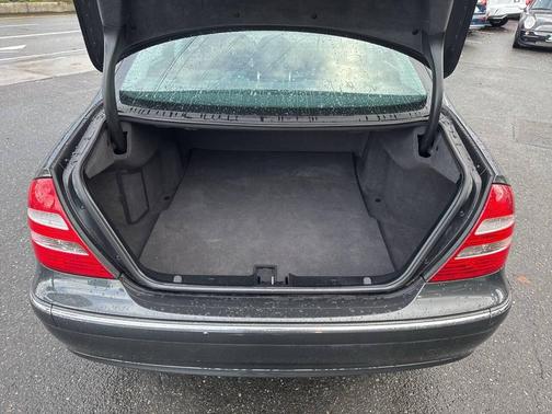 2003 Mercedes-Benz E-Class E 320 4dr Sedan