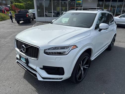 2017 Volvo XC90 T6 R-Design