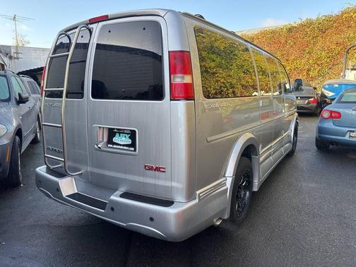 2017 GMC Savana 2500 Work Van