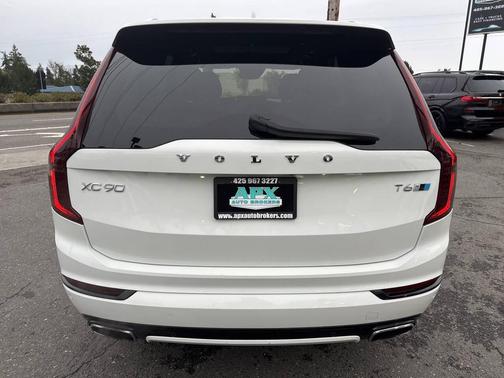 2017 Volvo XC90 T6 R-Design