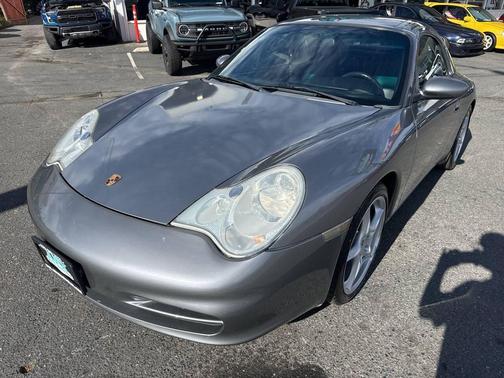 2002 Porsche 911 Carrera 4