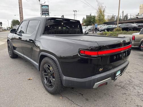 2023 Rivian R1T Adventure Quad Motor Large Pack