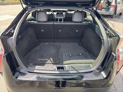 2016 Toyota Prius Four Touring