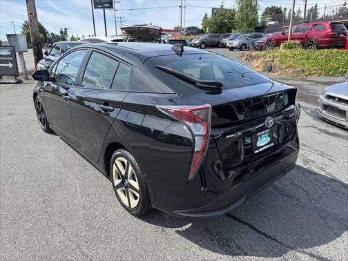 2016 Toyota Prius Four Touring
