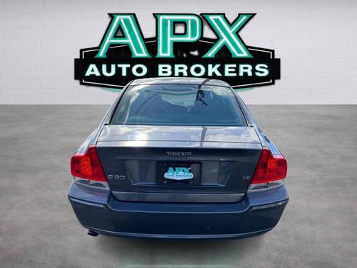 Titanium Gray Metallic 2006 Volvo S60 T5