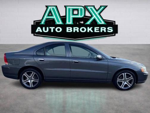 Titanium Gray Metallic 2006 Volvo S60 T5
