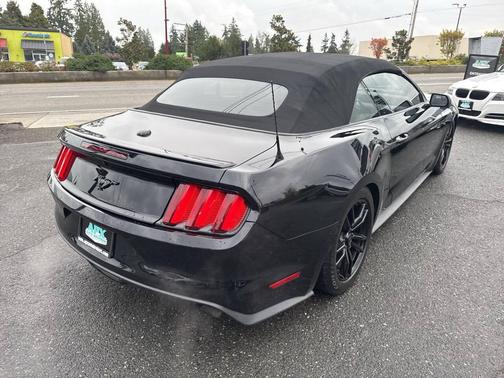2015 Ford Mustang EcoBoost Premium