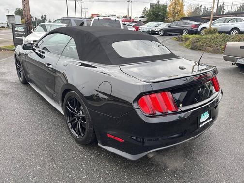 2015 Ford Mustang EcoBoost Premium
