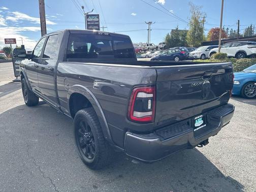 2020 RAM 3500 Laramie Crew Cab 4x4 6'4' Box