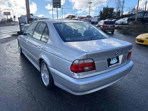 2002 BMW 530 530i 4dr Sedan