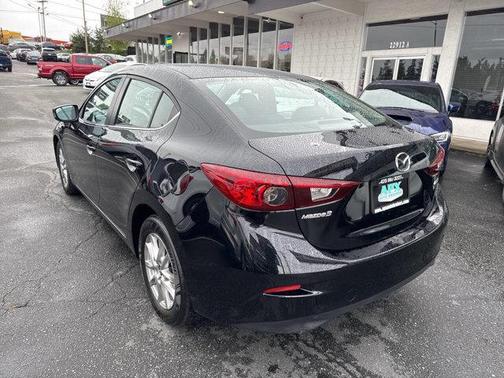 2016 Mazda Mazda3 i Sport