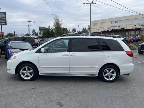 2005 Toyota Sienna XLE Limited