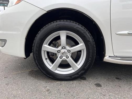 2005 Toyota Sienna XLE Limited