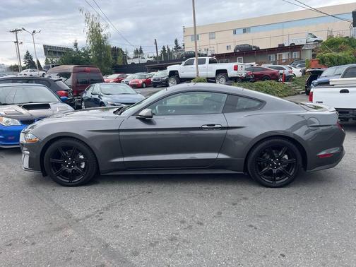 2020 Ford Mustang EcoBoost