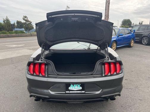 2020 Ford Mustang EcoBoost