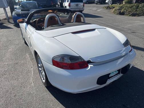 2004 Porsche Boxster Base 2dr Roadster