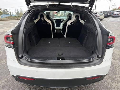2016 Tesla Model X 75D