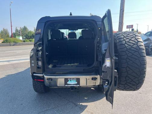 2021 Land Rover Defender 110 X