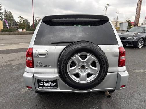 2004 Toyota RAV4 Base