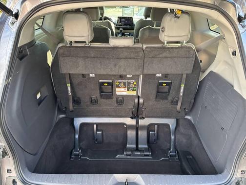 2021 Toyota Sienna XLE 7 Passenger