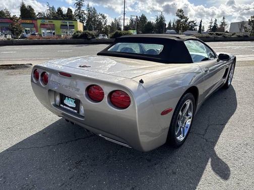 2002 Chevrolet Corvette Base